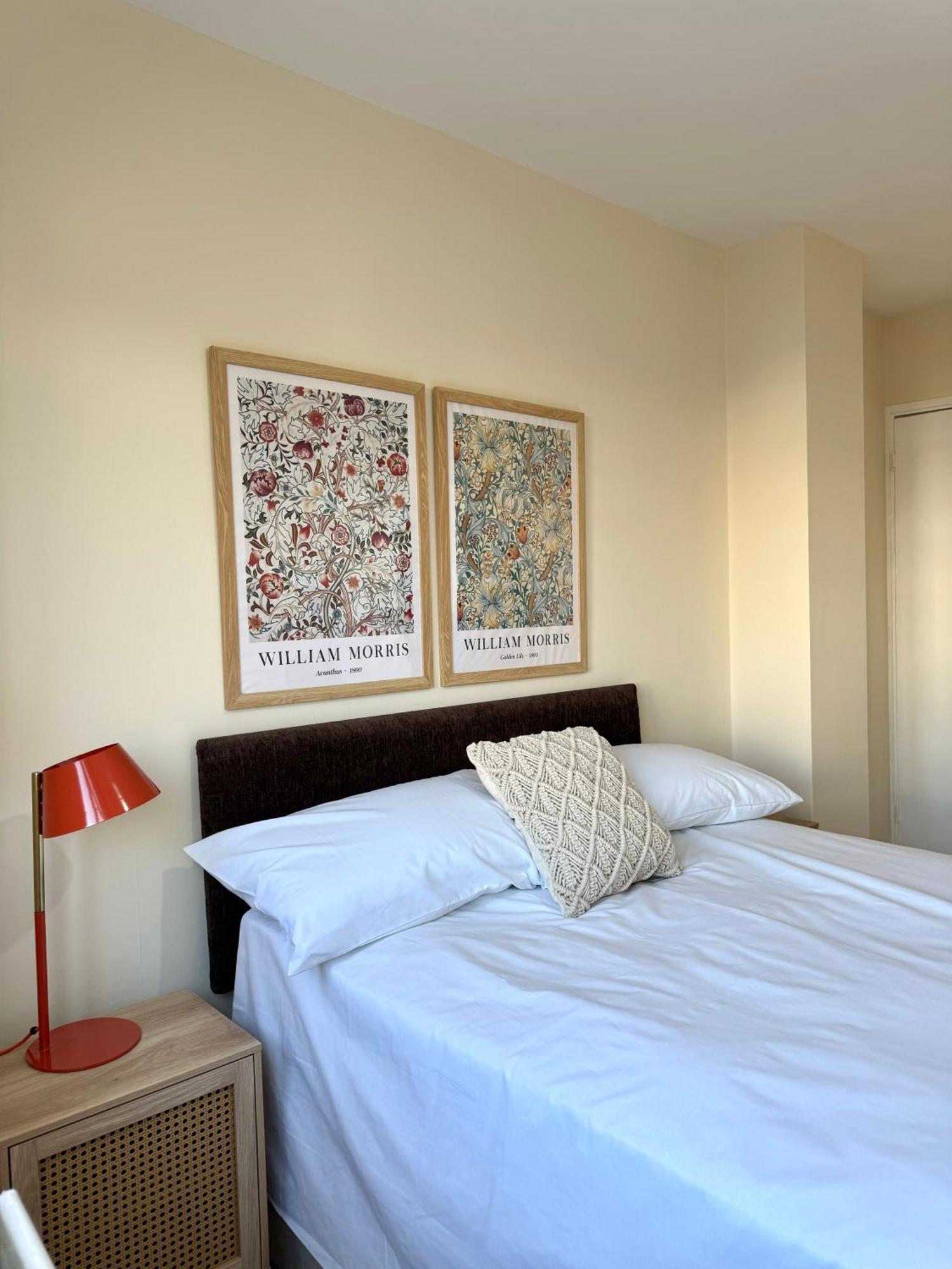 Appartamento Spacious 5 Bedroom 3 Mins Walk From Mile End Londra